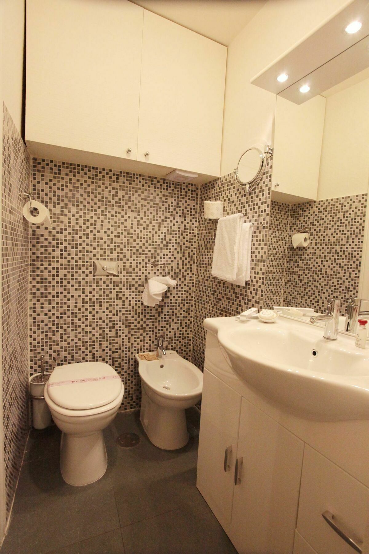 Luxury Fashion Suites Rzym Zewnętrze zdjęcie
